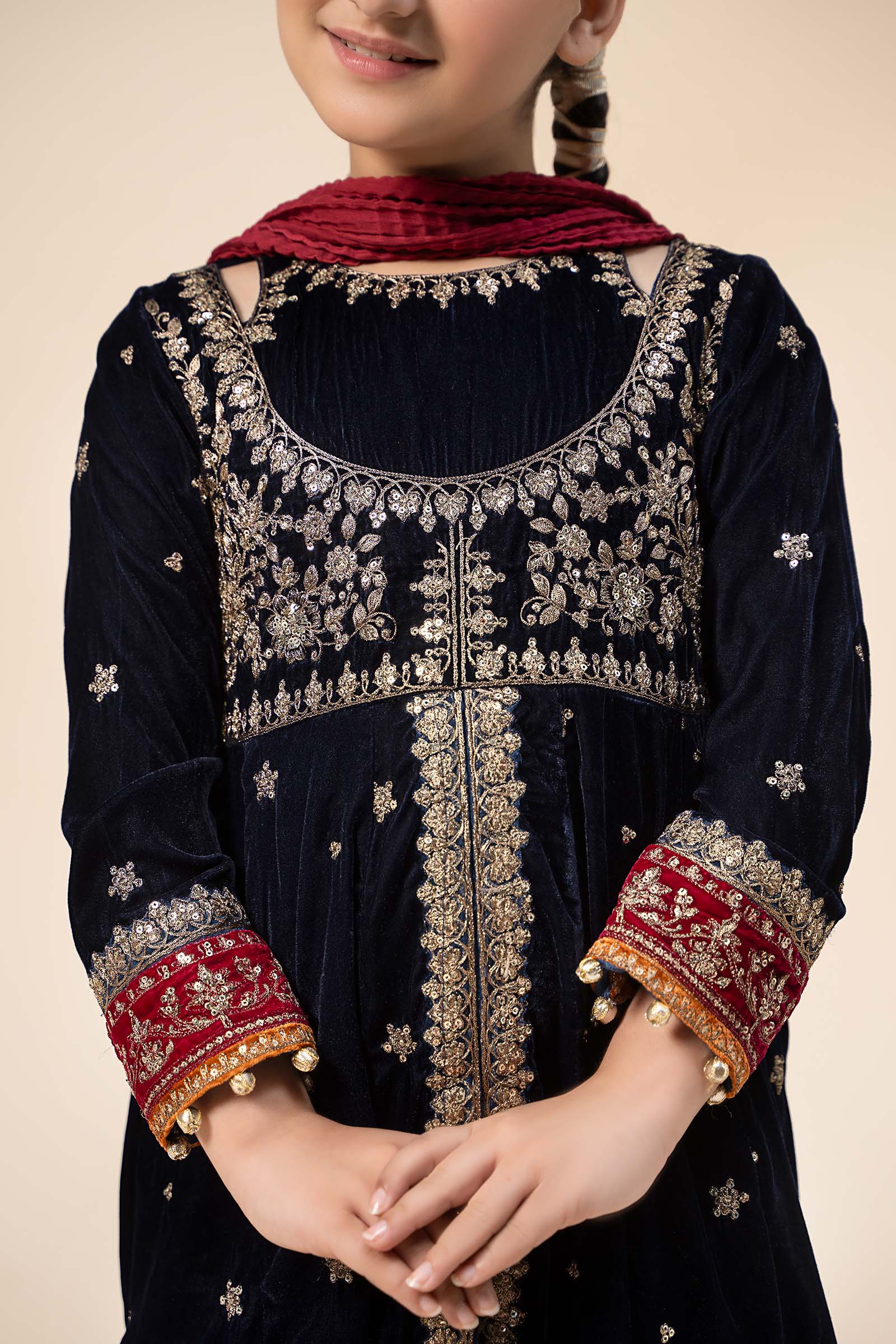 Maria B | 3 Piece Embroidered Velvet Suit | MKS-W24-17 - House Of Zarish