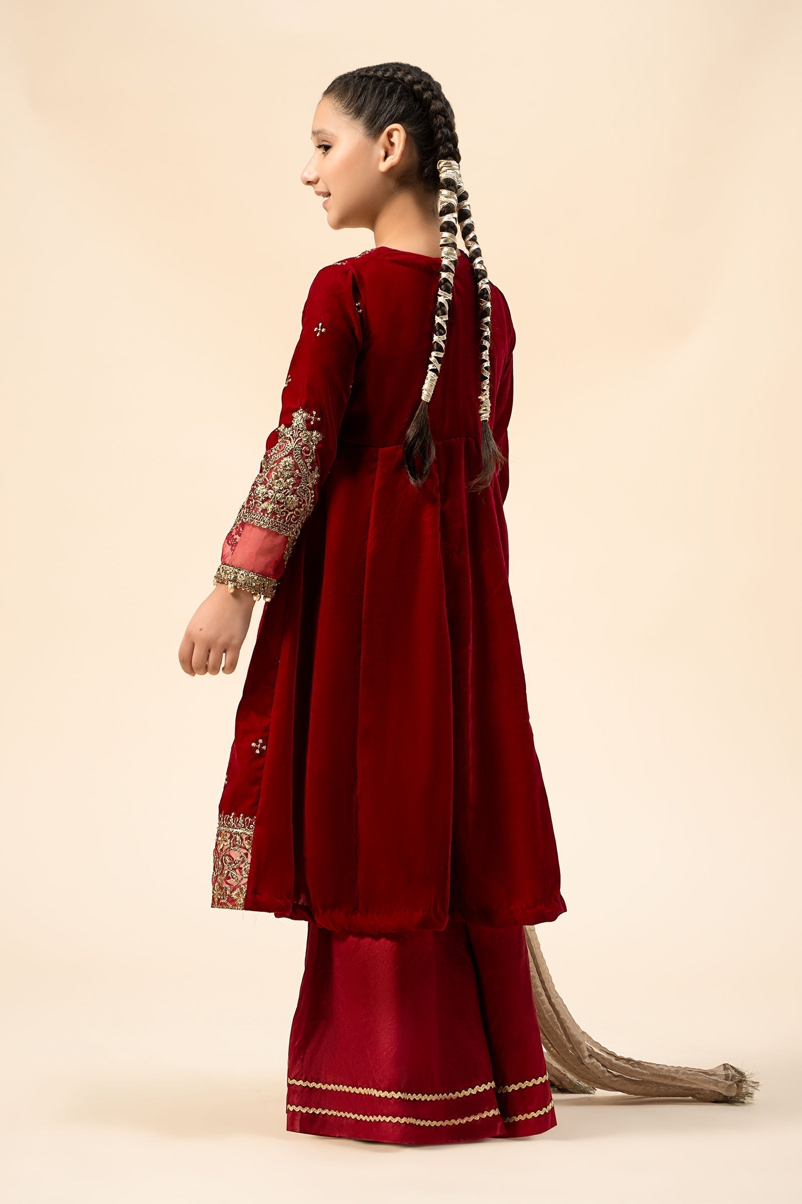 Maria B | 3 Piece Embroidered Velvet Suit | MKS-W24-40 - Libasekhas