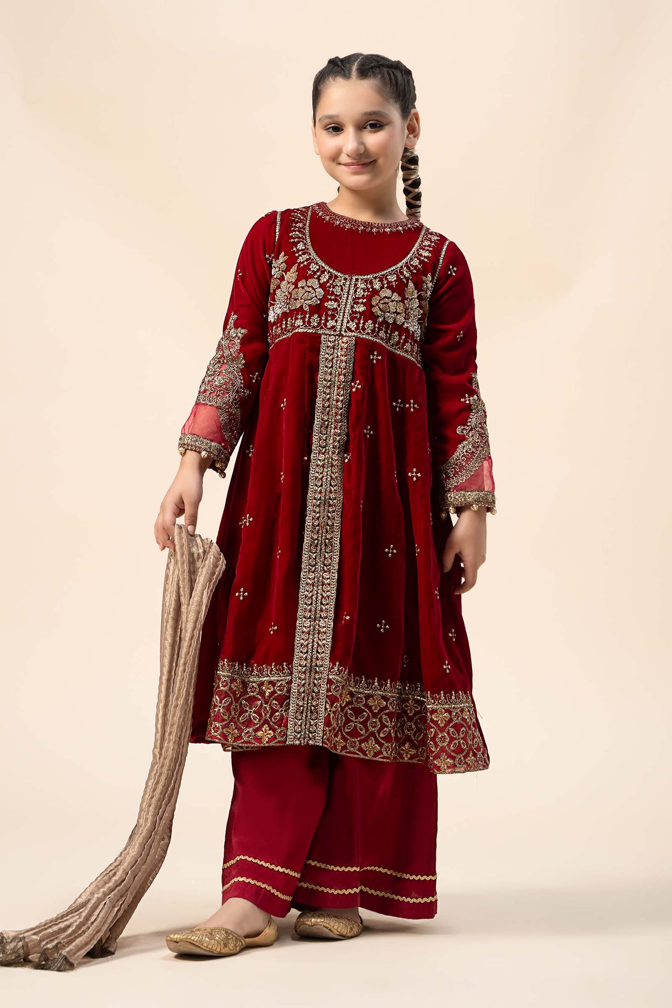 Maria B | 3 Piece Embroidered Velvet Suit | MKS-W24-40 - Libasekhas
