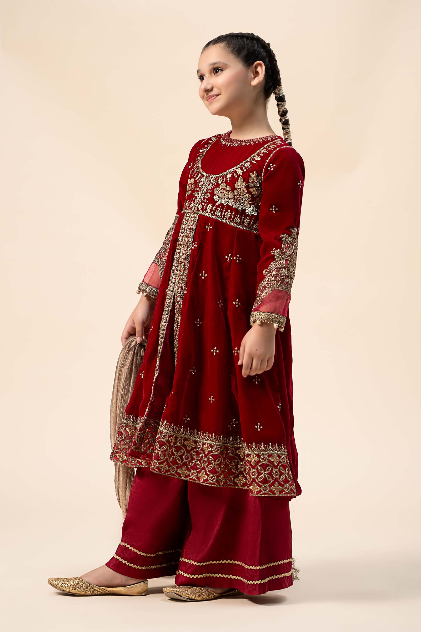 Maria B | 3 Piece Embroidered Velvet Suit | MKS-W24-40 - Libasekhas