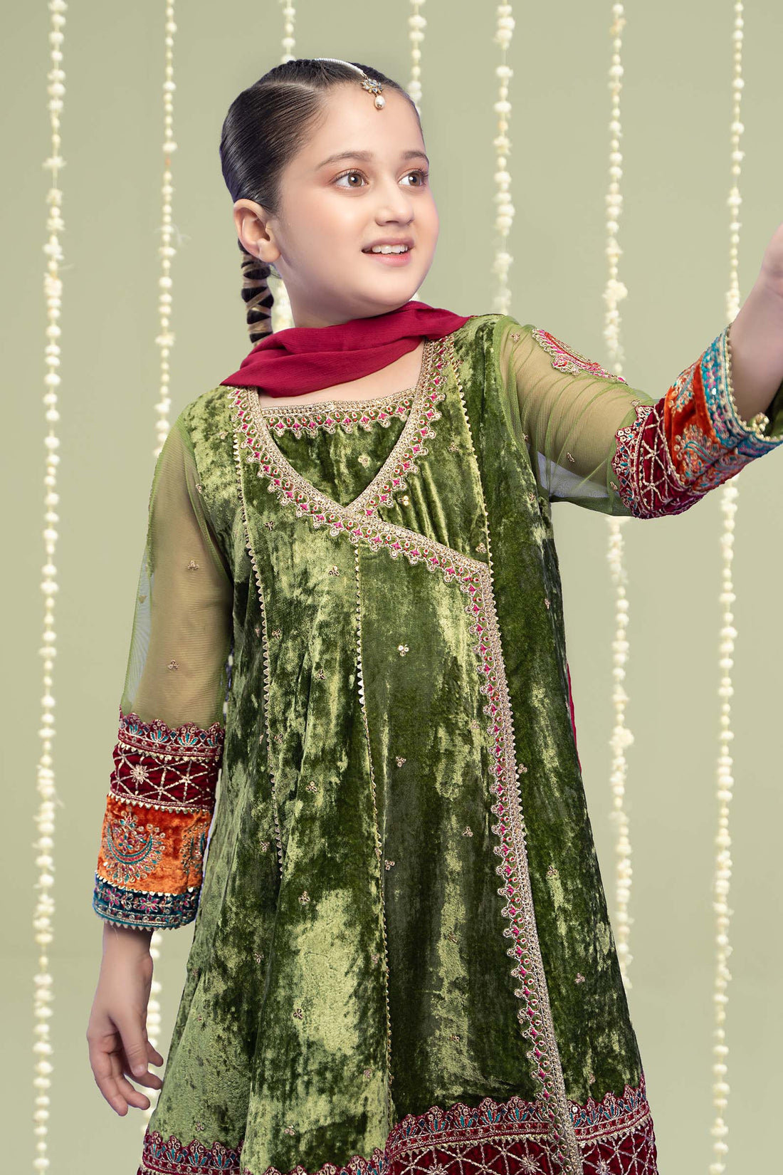 Maria B | 3 Piece Embroidered Velvet Suit | MKS-W24-15 - House Of Zarish