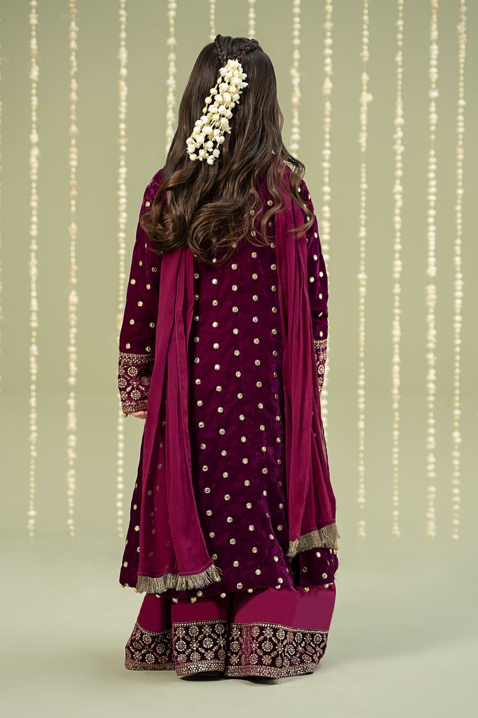 Maria B | 3 Piece Embroidered Velvet Suit | MKS-W24-38 - Libasekhas