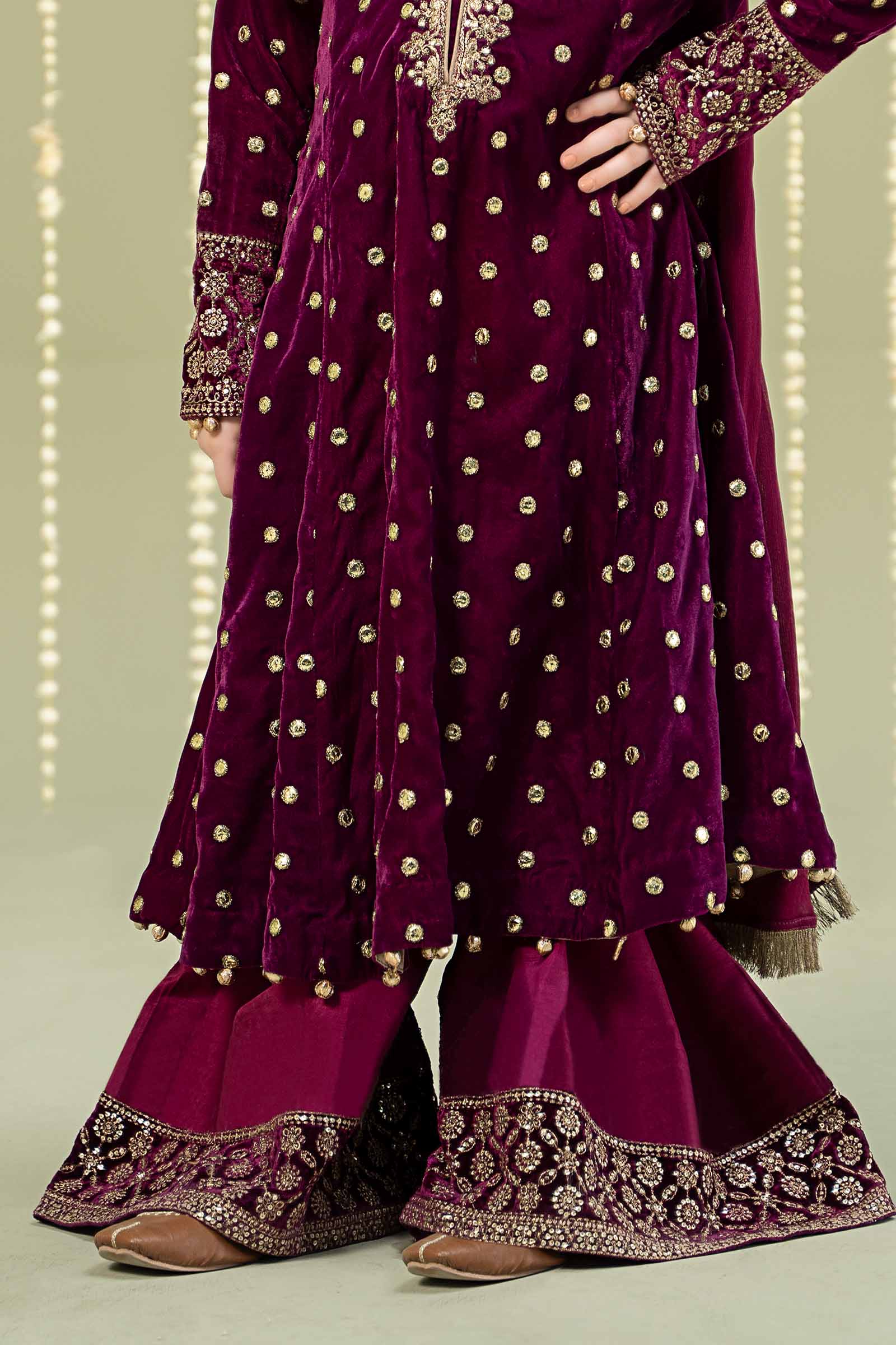 Maria B | 3 Piece Embroidered Velvet Suit | MKS-W24-38 - Libasekhas