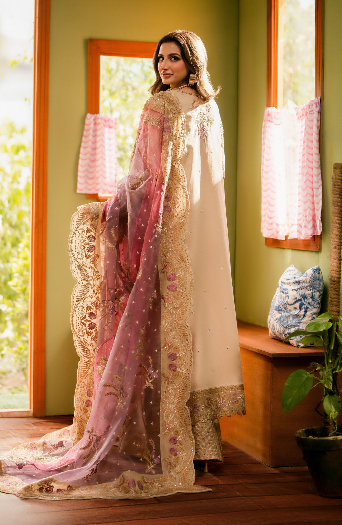 Maryum N Maria | Luxury Lawn 24 | Kissa - House Of Anaya