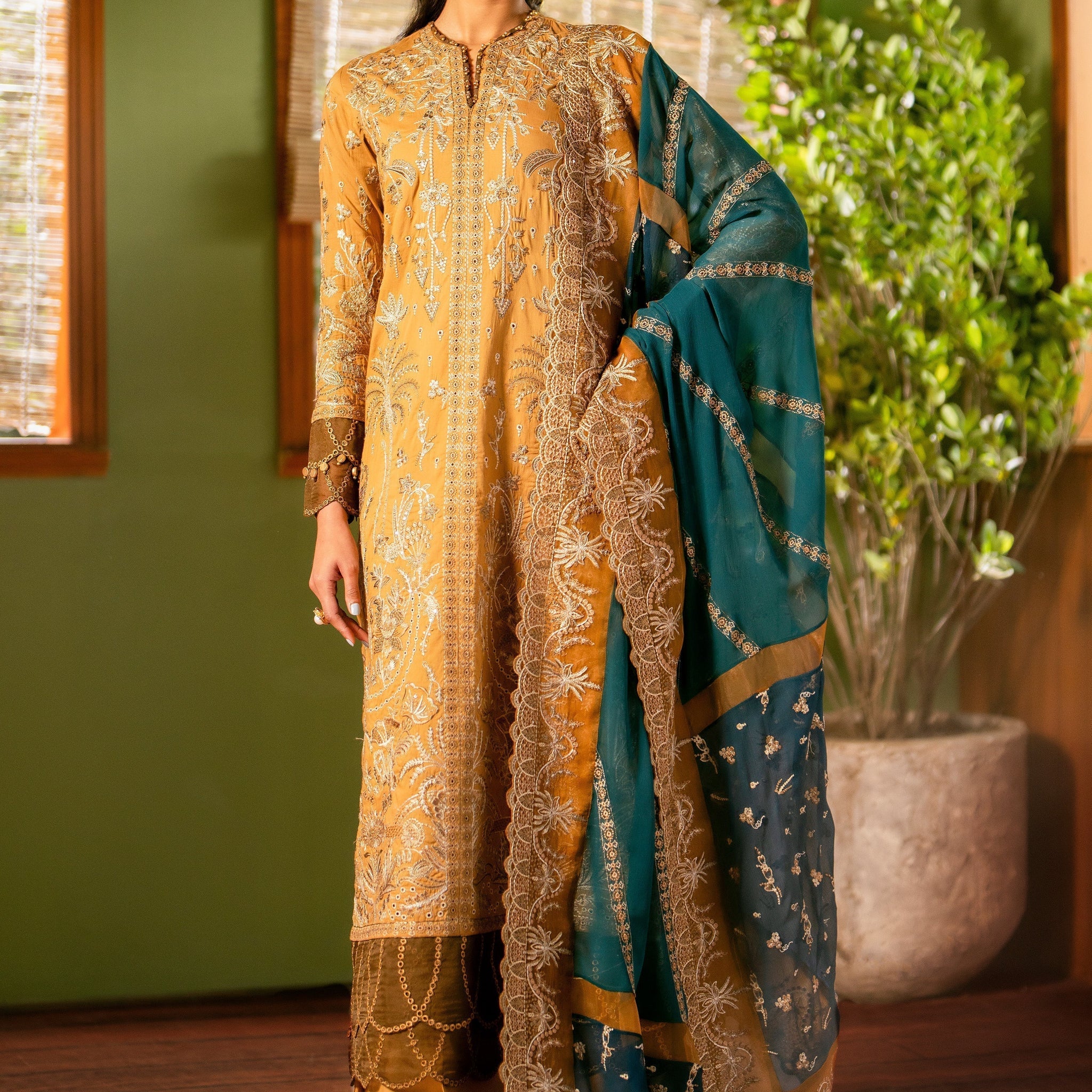 Maryum N Maria | Luxury Lawn 24 | Heba - House Of Anaya