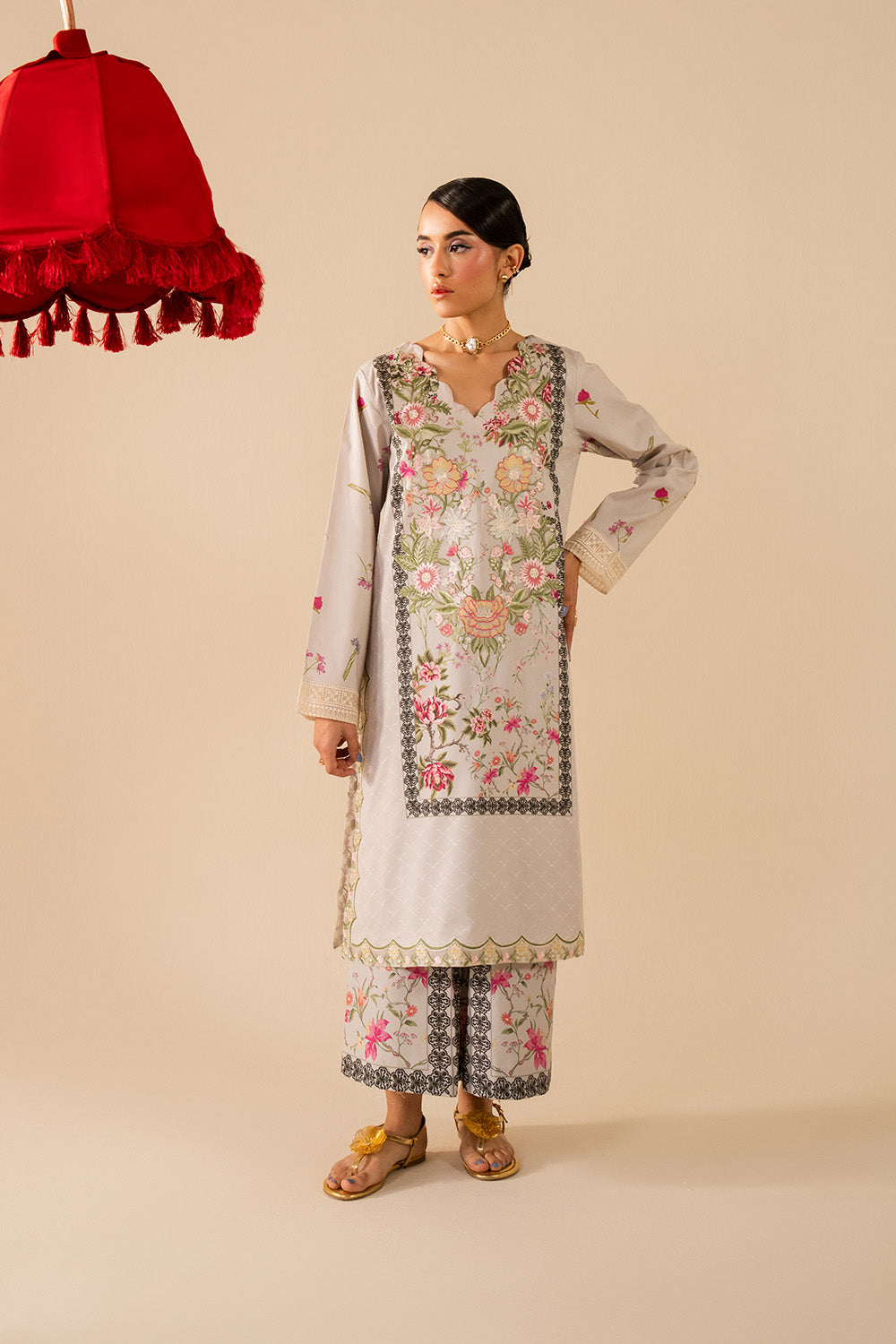 Maryum N Maria | Floren Lawn |   DAISY