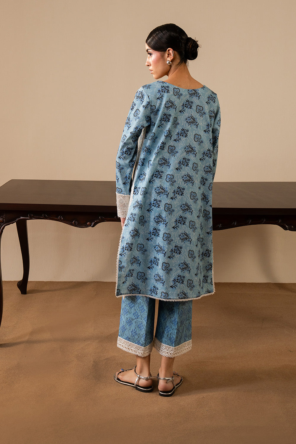 Maryum N Maria | Floren Lawn |   COCO