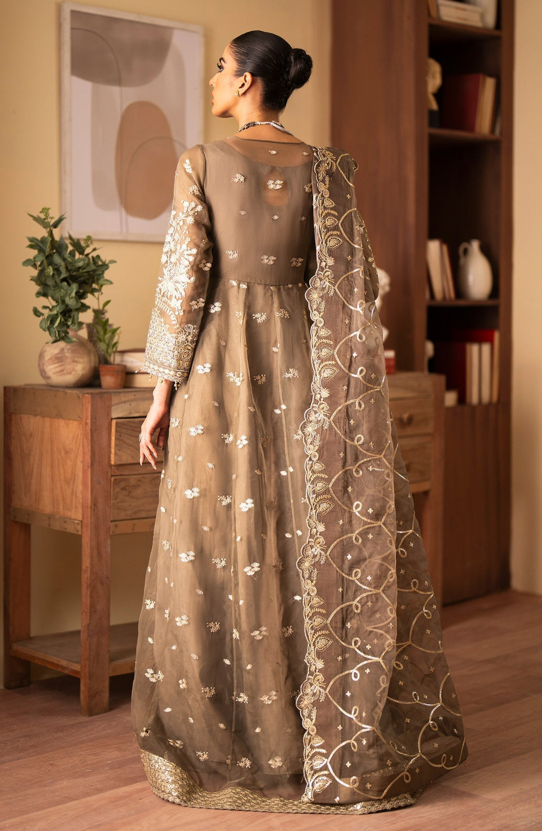 Emaan Adeel | Romansiyyah Luxury Formals 24 | Yesra - House Of Anaya