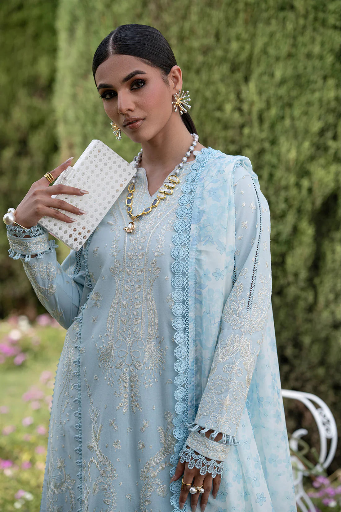 Zarposh | Celia | aveline