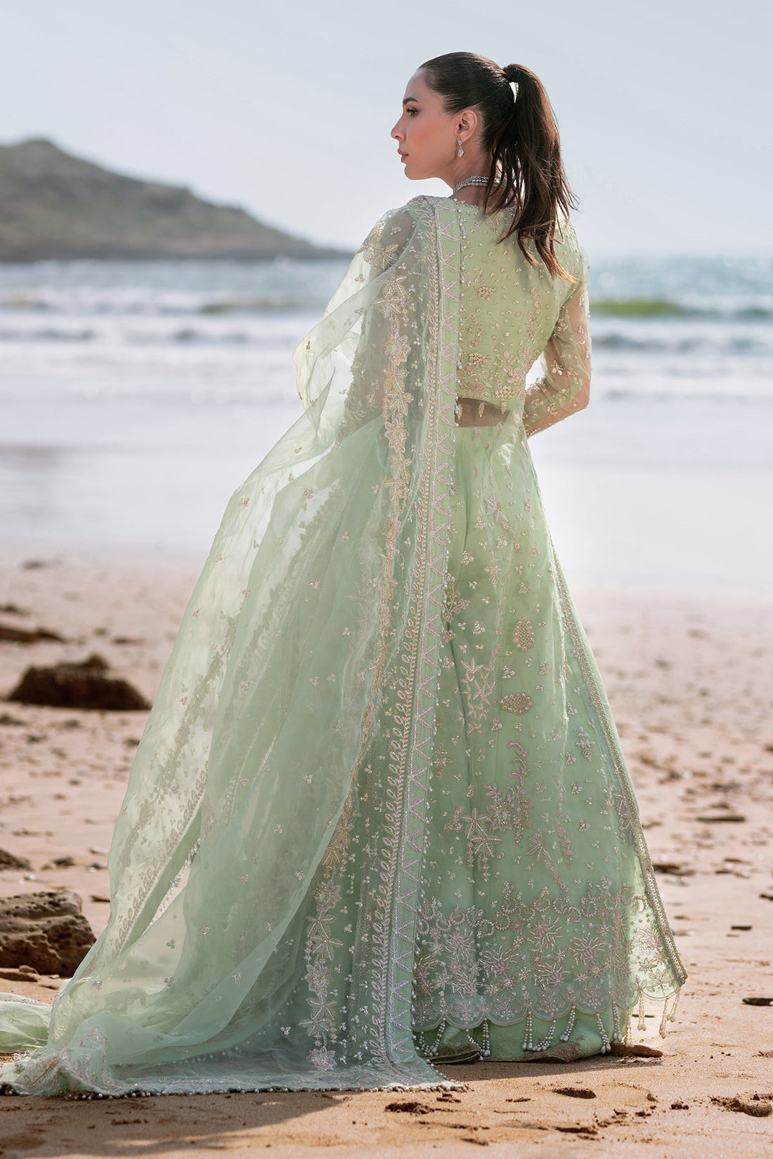 EMAAN ADEEL__NOIR