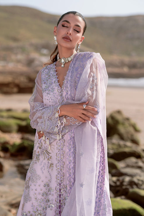 Emaan Adeel | Kamari Reveuse Wedding Formals | SELINA