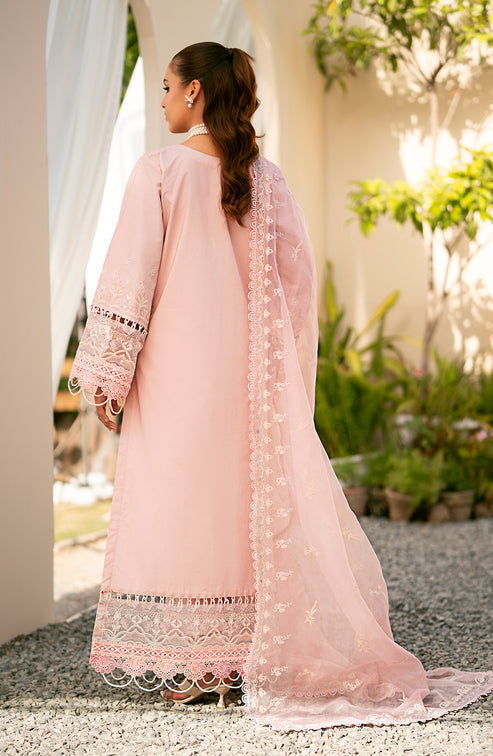 Emaan Adeel | Navaeh Luxury Pret | ZARIA - House Of Anaya