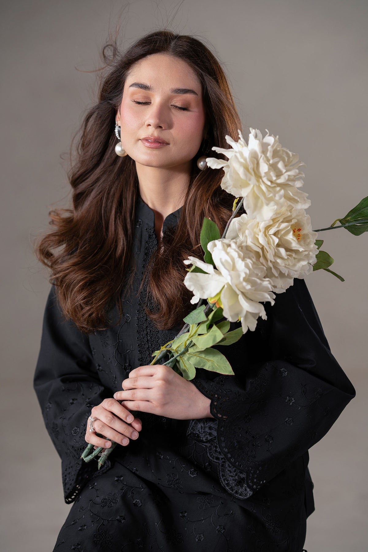 Akbar Aslam | Pret Lawn | Mono