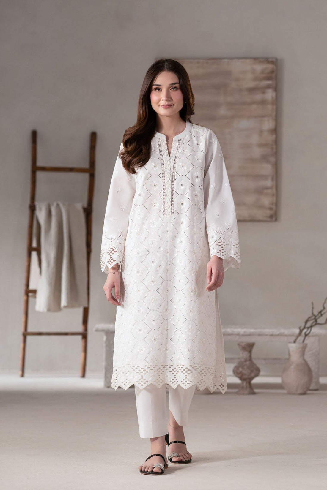 Akbar Aslam | Pret Lawn | Frost