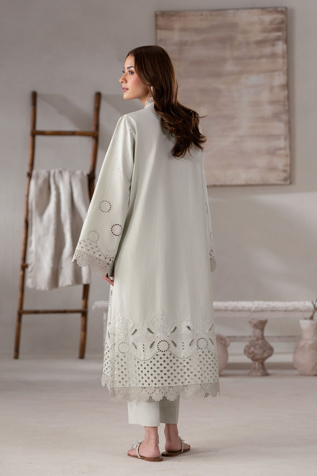 Akbar Aslam | Pret Lawn | Eyla