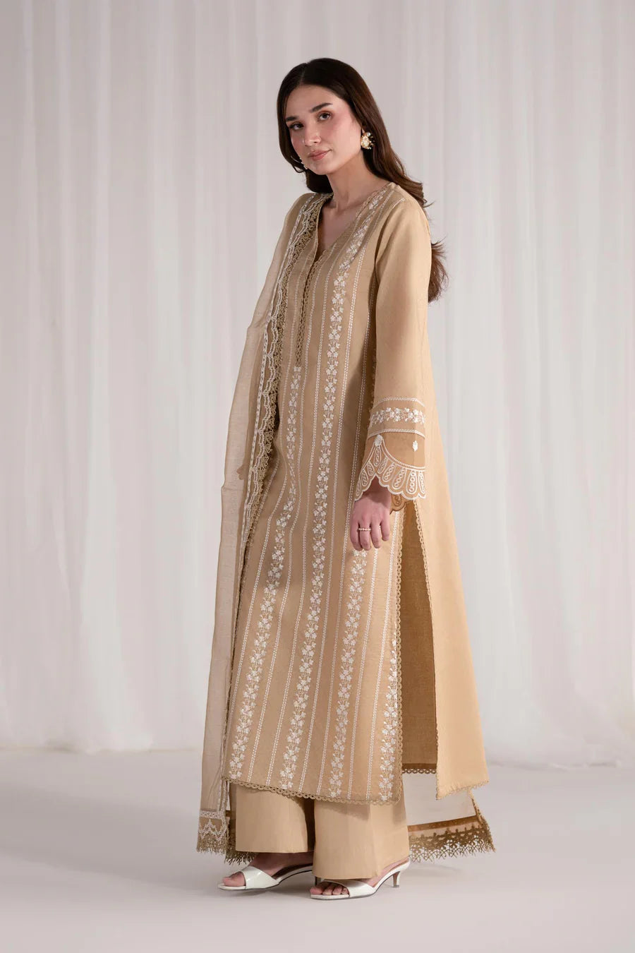 Akbar Aslam | Pret Lawn | Elaria