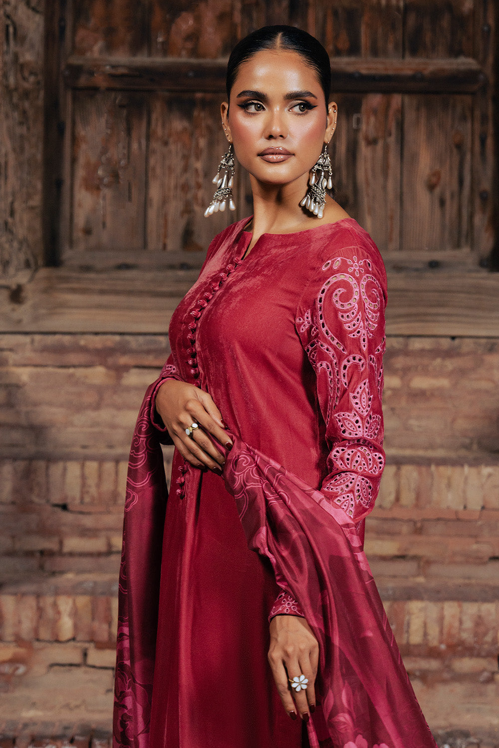 Maryum N Maria | Gulshan e Makhmal | ZOÉ - MSS5611