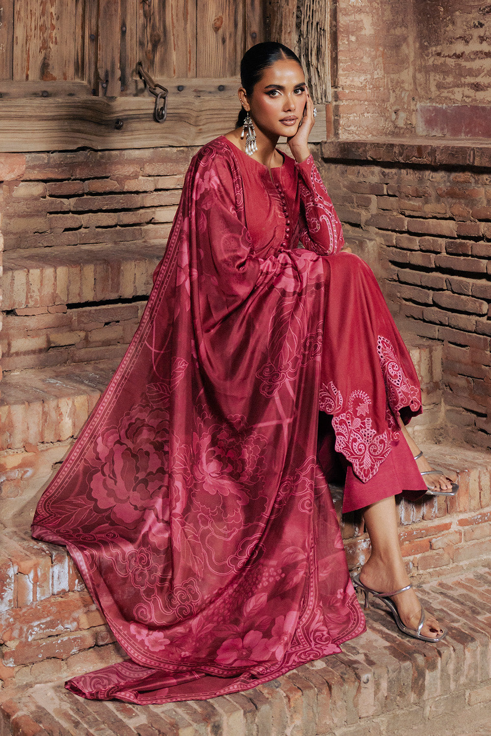 Maryum N Maria | Gulshan e Makhmal | ZOÉ - MSS5611