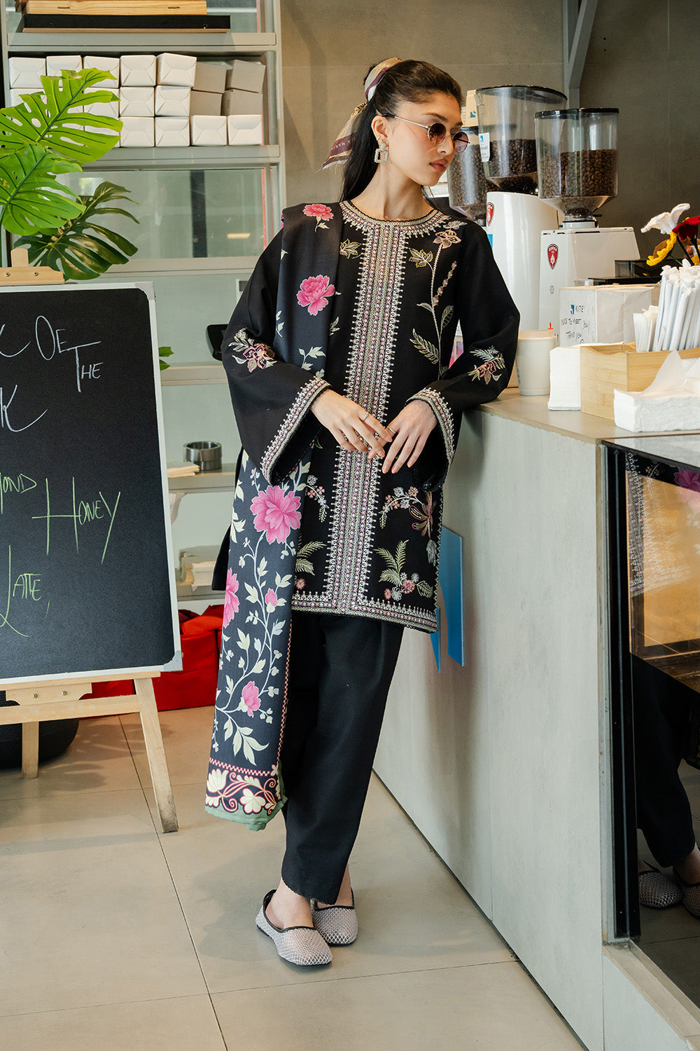 Maryum N Maria | Latte Layers Pret | HAZEL HAZE - MWS5823