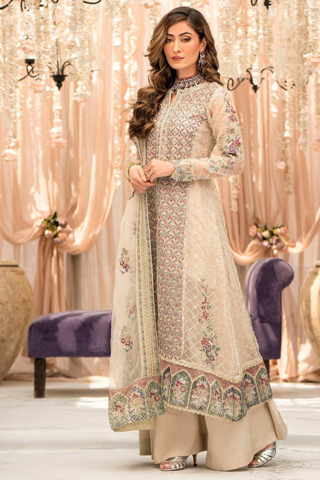 Motifz-4117-AMAYA EMBROIDERED ORGANZA - Riwayat-e-khas