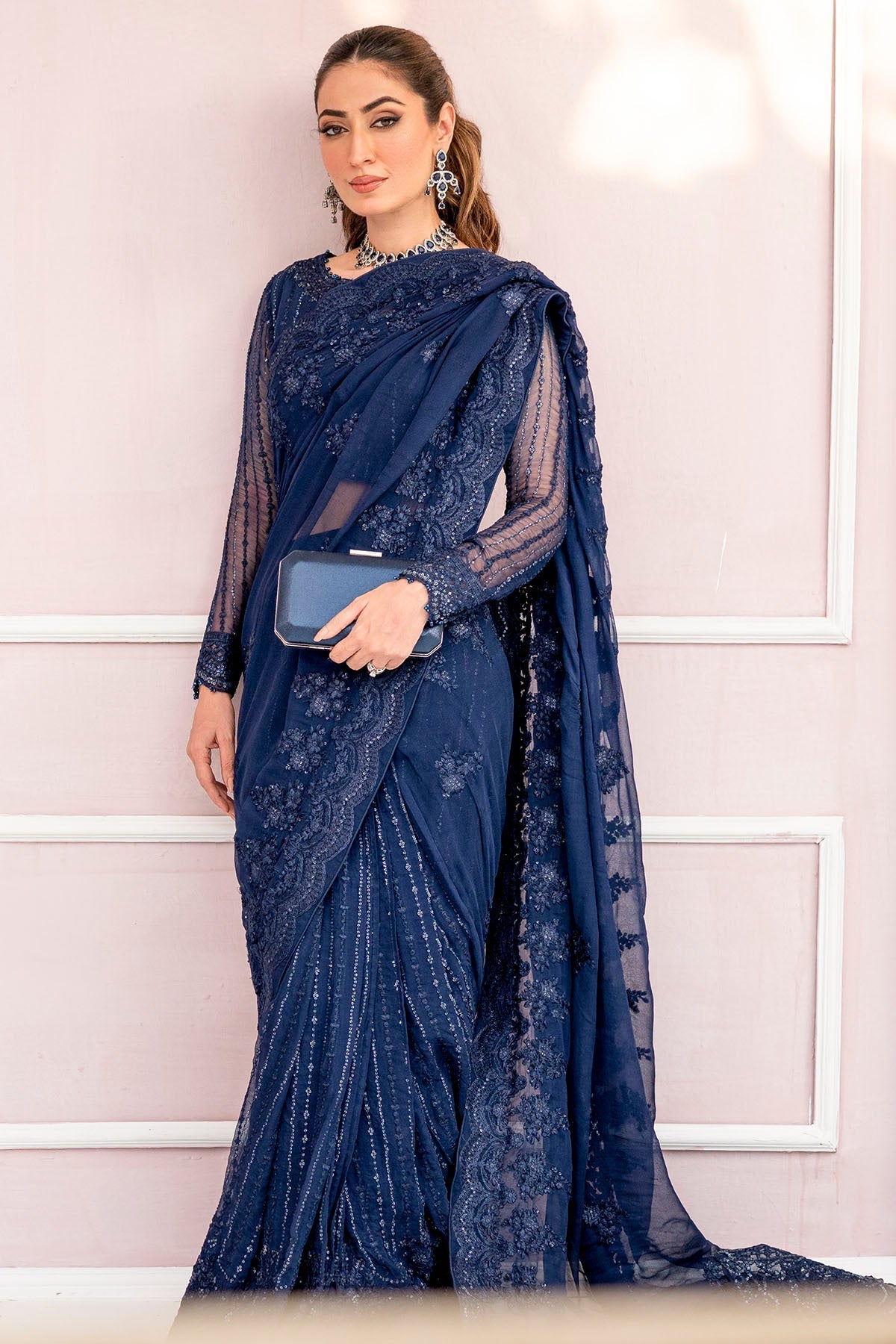 Motifz | Luxury Formals | 4120-CASPARA