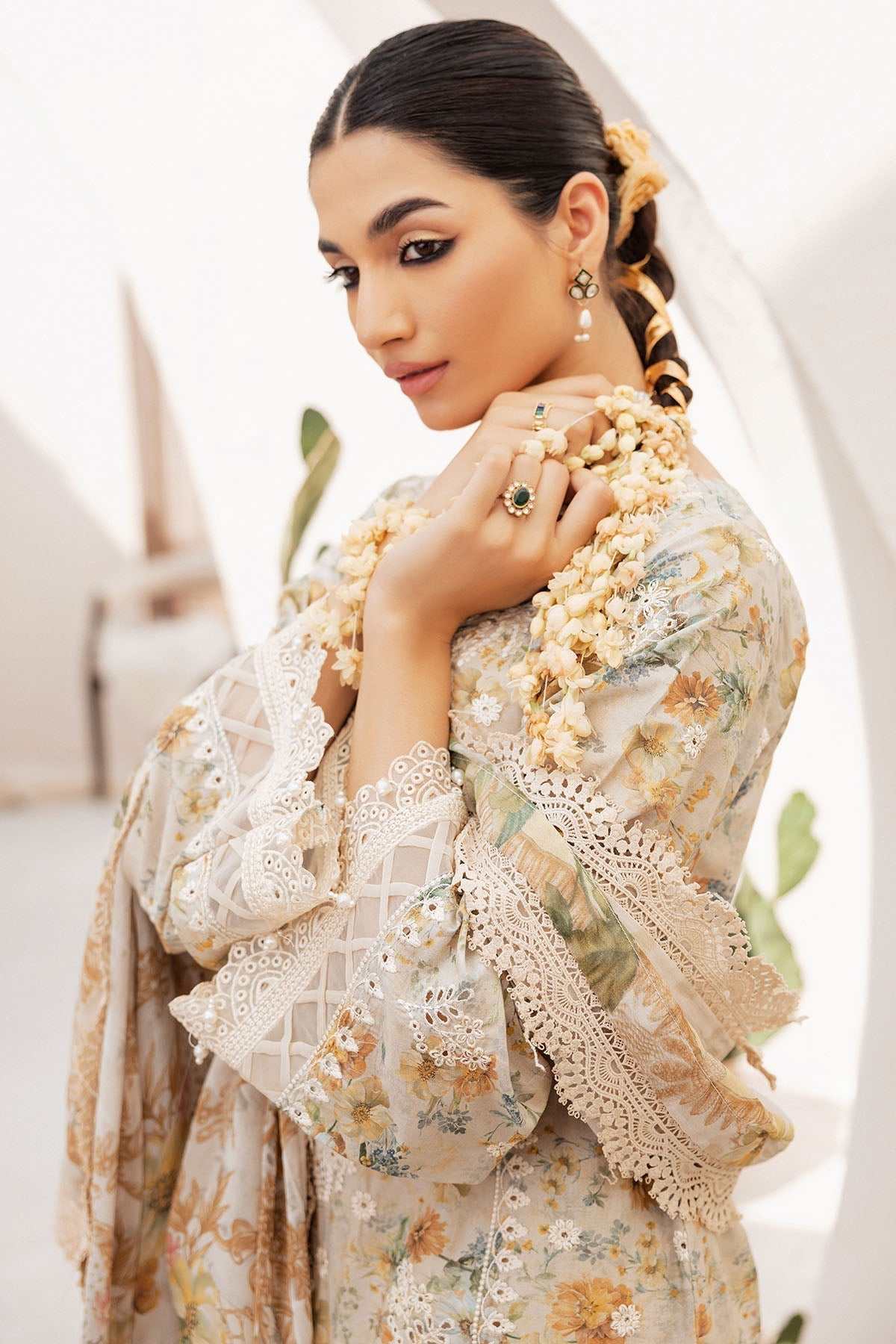 Motifz | Amal Lawn | 4721-ZEINA