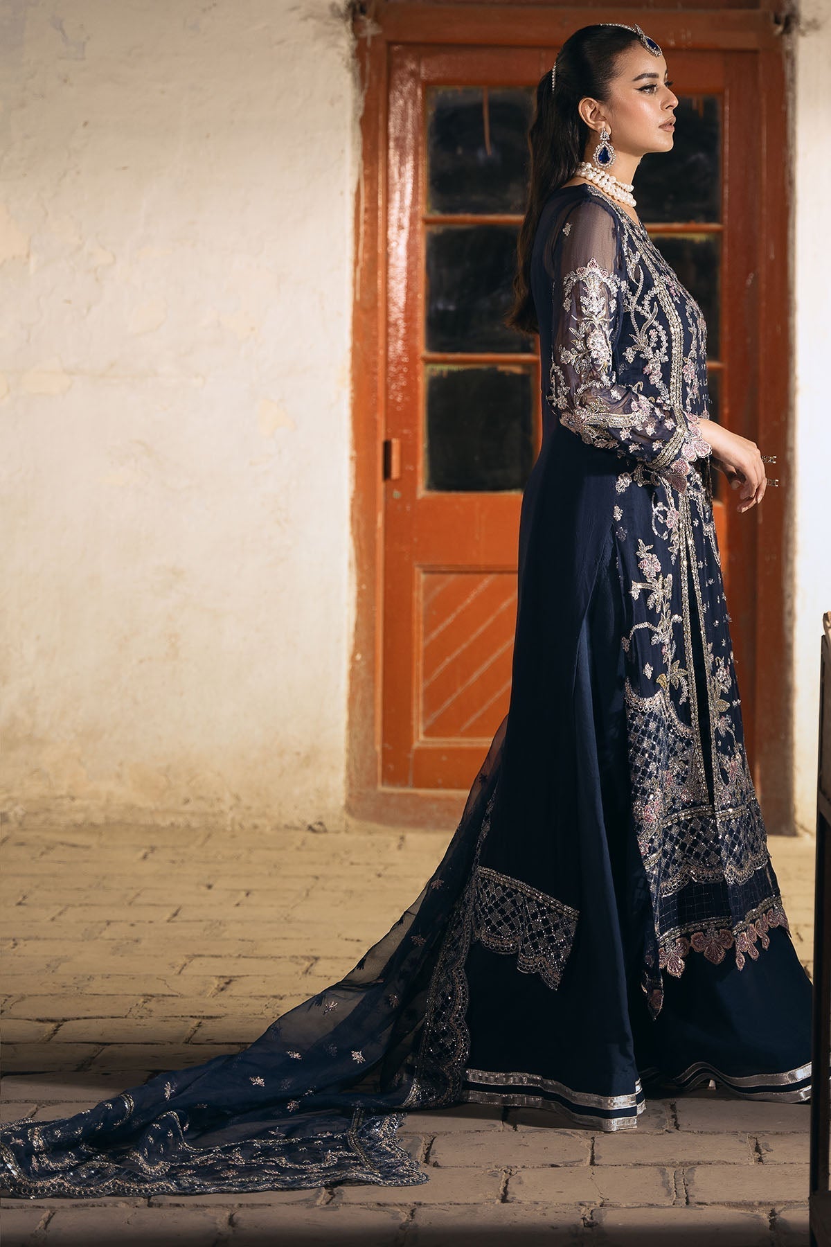 Motifz | Luxury Formals | 4818-LAYLA