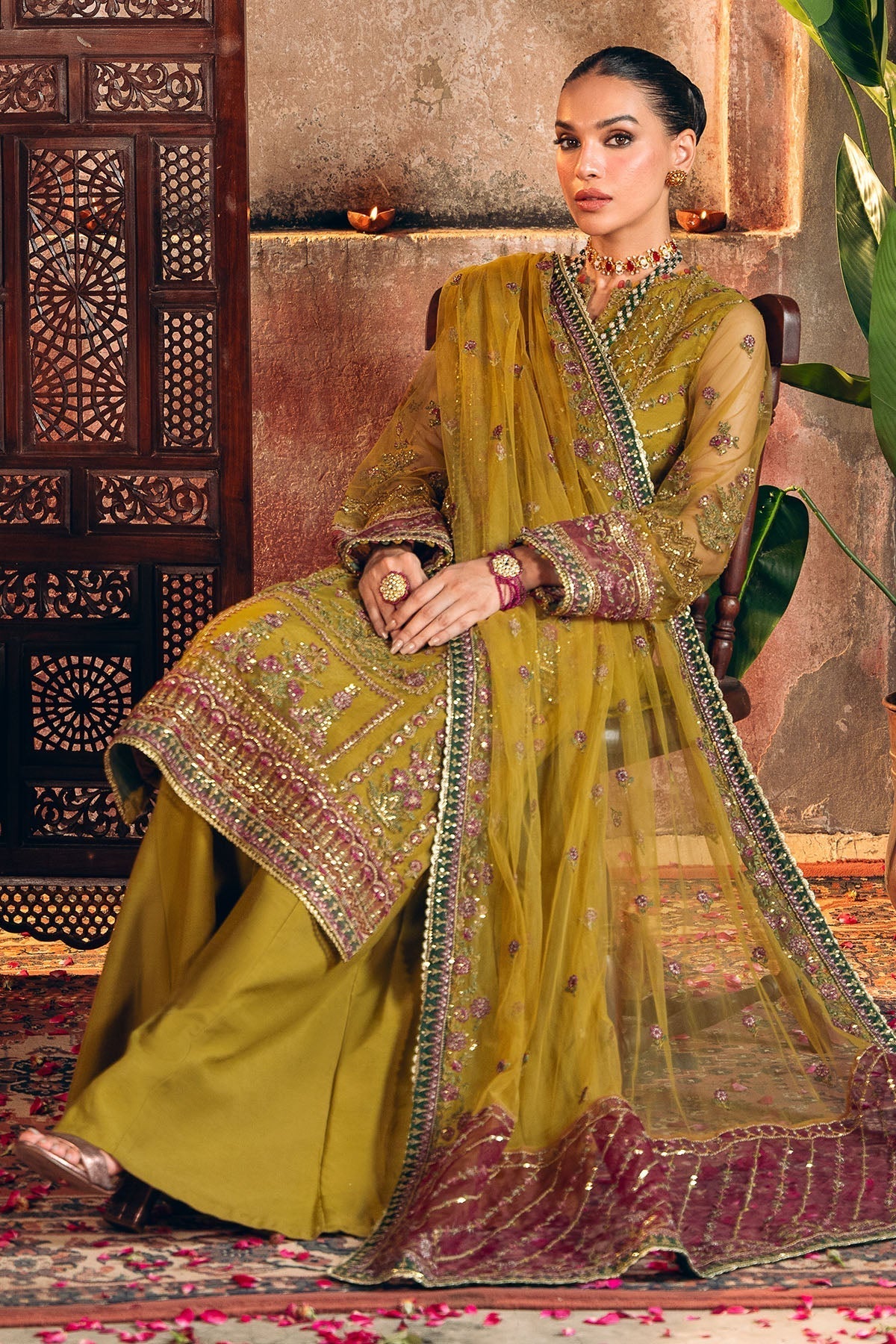 Motifz | Luxury Formals | 4824-ALMAS