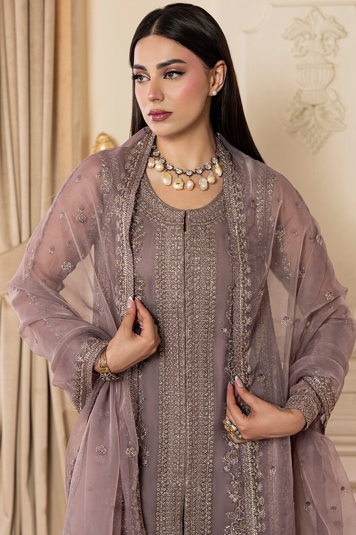 Motifz | Luxury Formals | 5138-OLEA