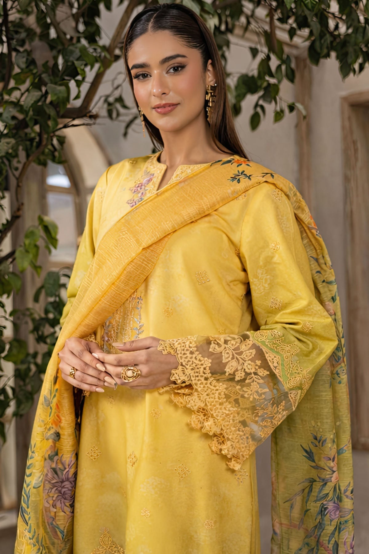 Motifz | Amal Lawn 26 | 5818-REGALIA