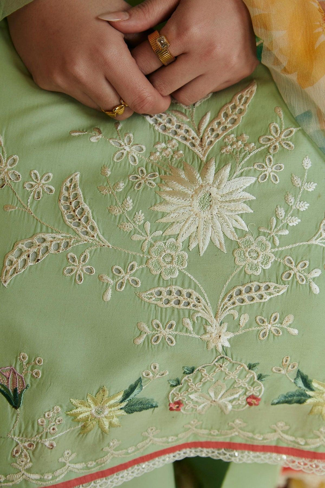 Zara Shahjahan - Mahay 4A - House of Zarish