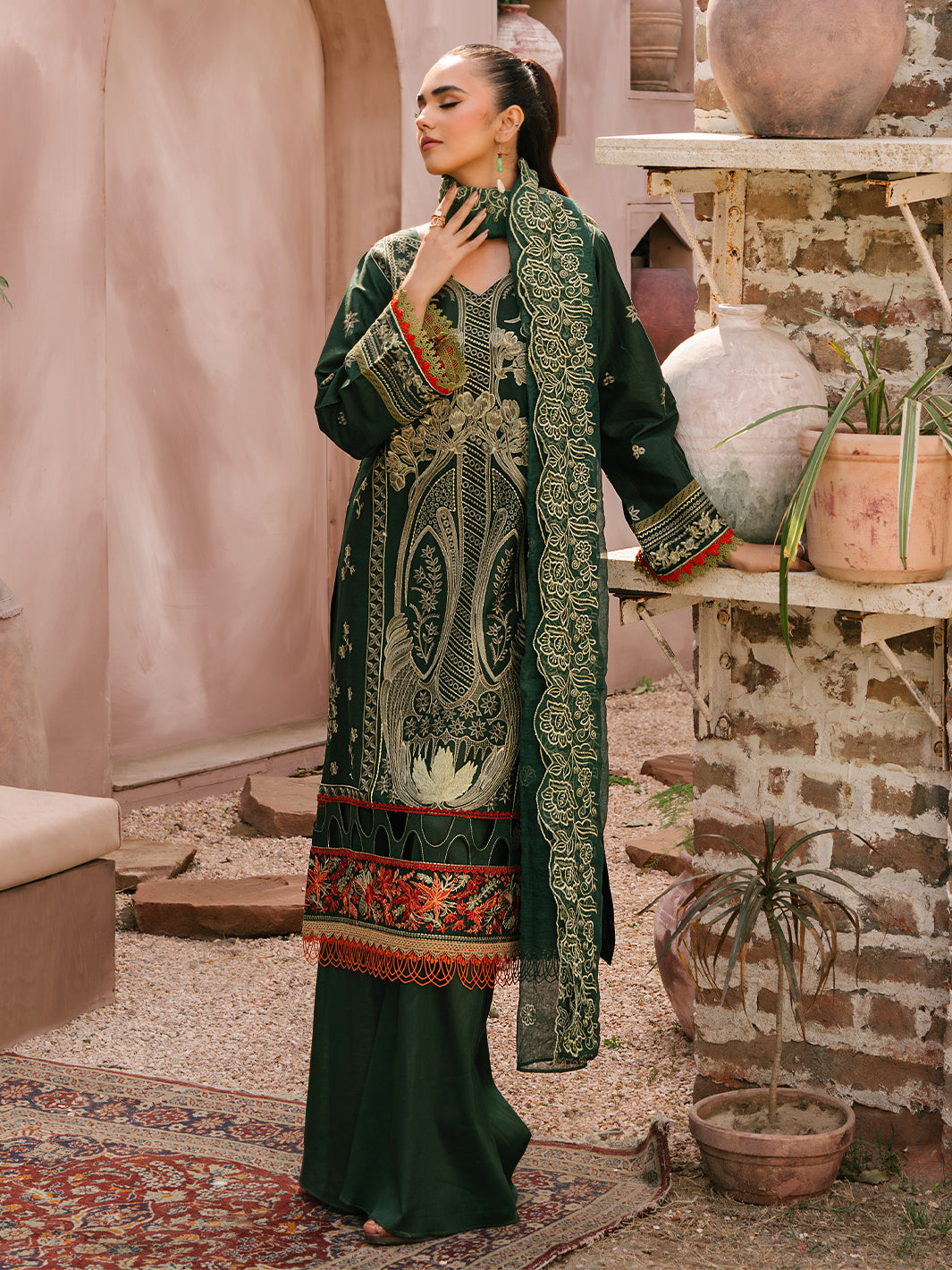 Mahnur | Masakali Luxury Lawn 24 | MK 04 - B - House of Zarish