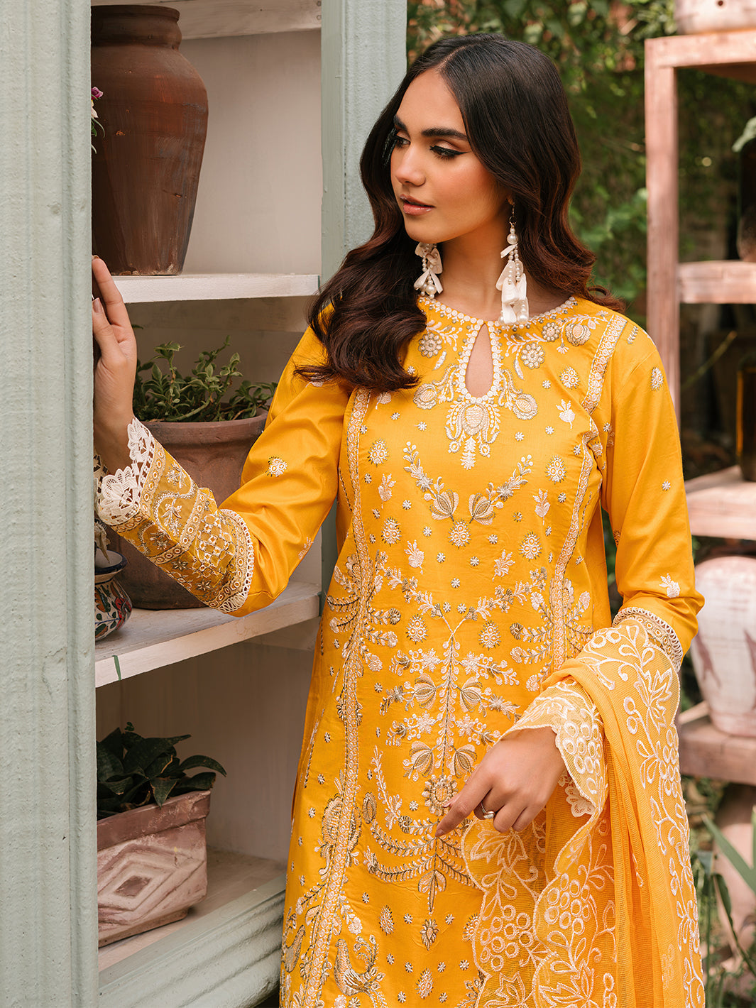 Mahnur | Masakali Luxury Lawn 24 | MK 06 - A - House of Zarish