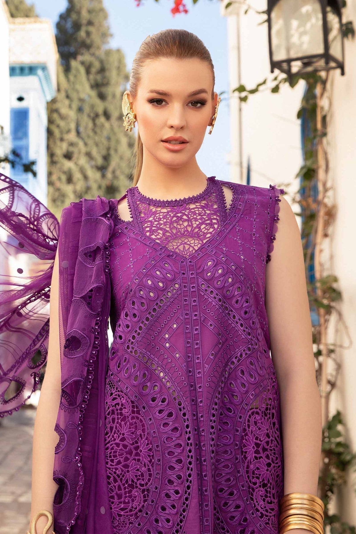 Maria B | Voyage a' Luxe Lawn | D-2402-B - House of Zarish
