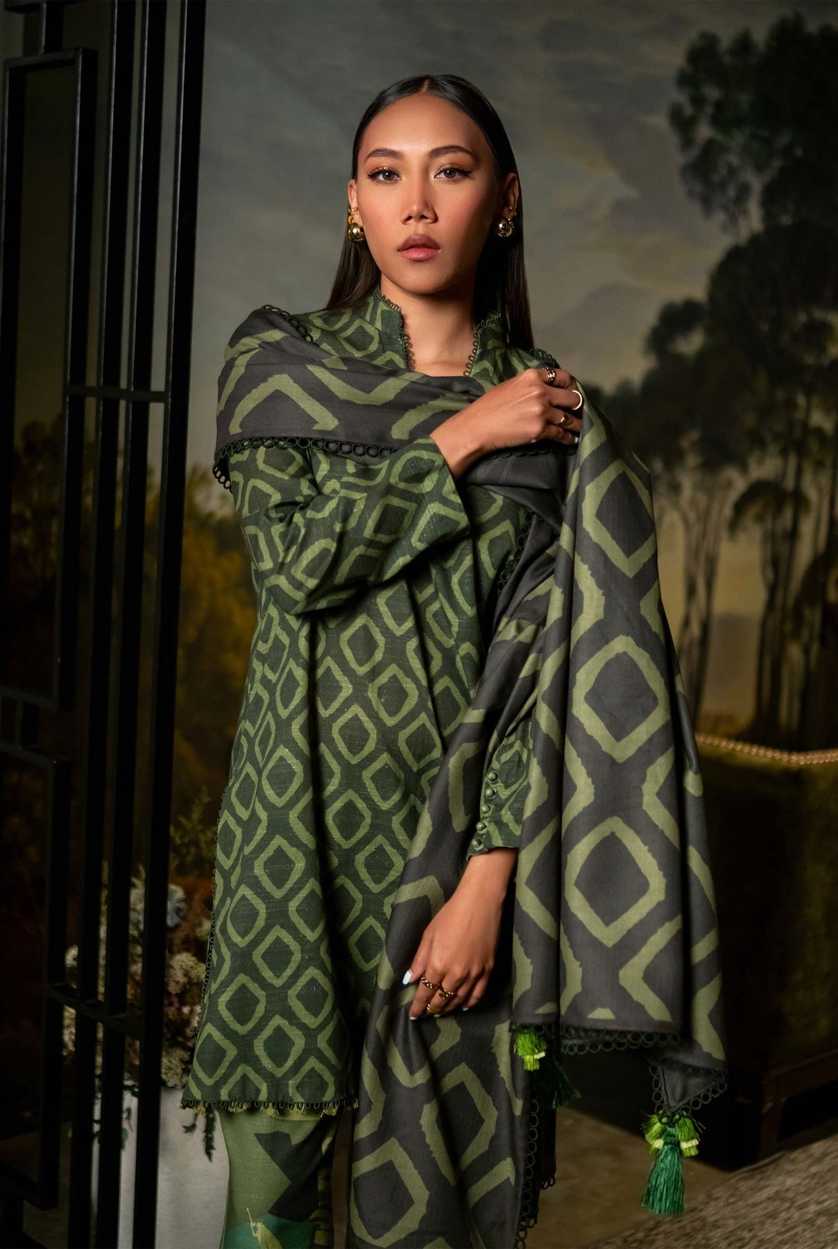 Maria B | Winter Basics 2024 |  506-A