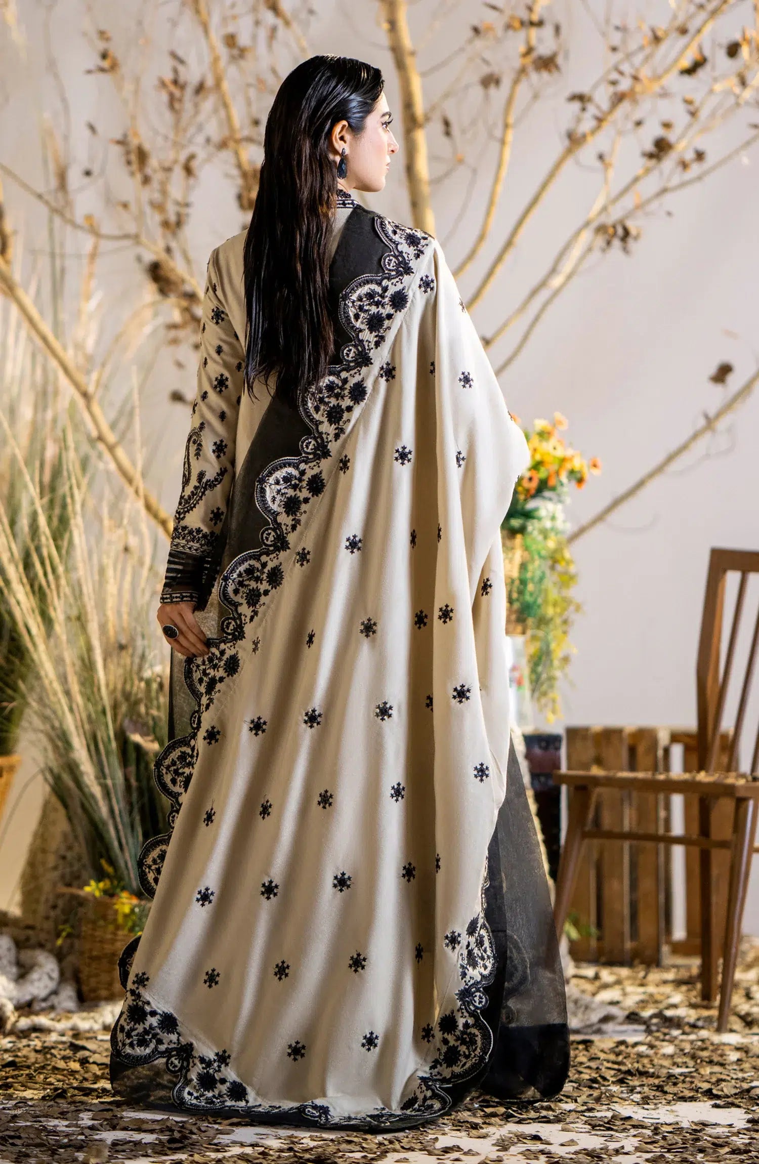 Maryum N Maria | Shehr Bano Winter 23 | SIMRAN MW23555 - House Of Anaya