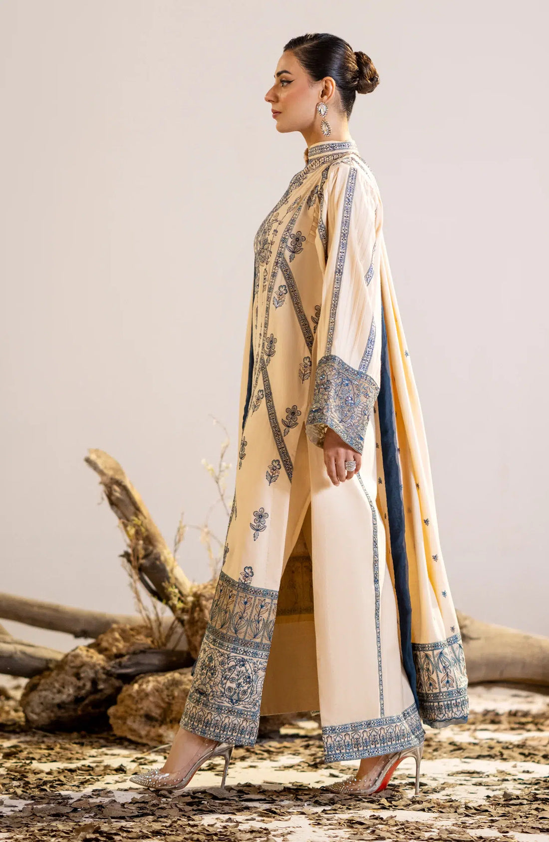 Maryum N Maria | Shehr Bano Winter 23 | DALBIR MW23559 - House Of Anaya