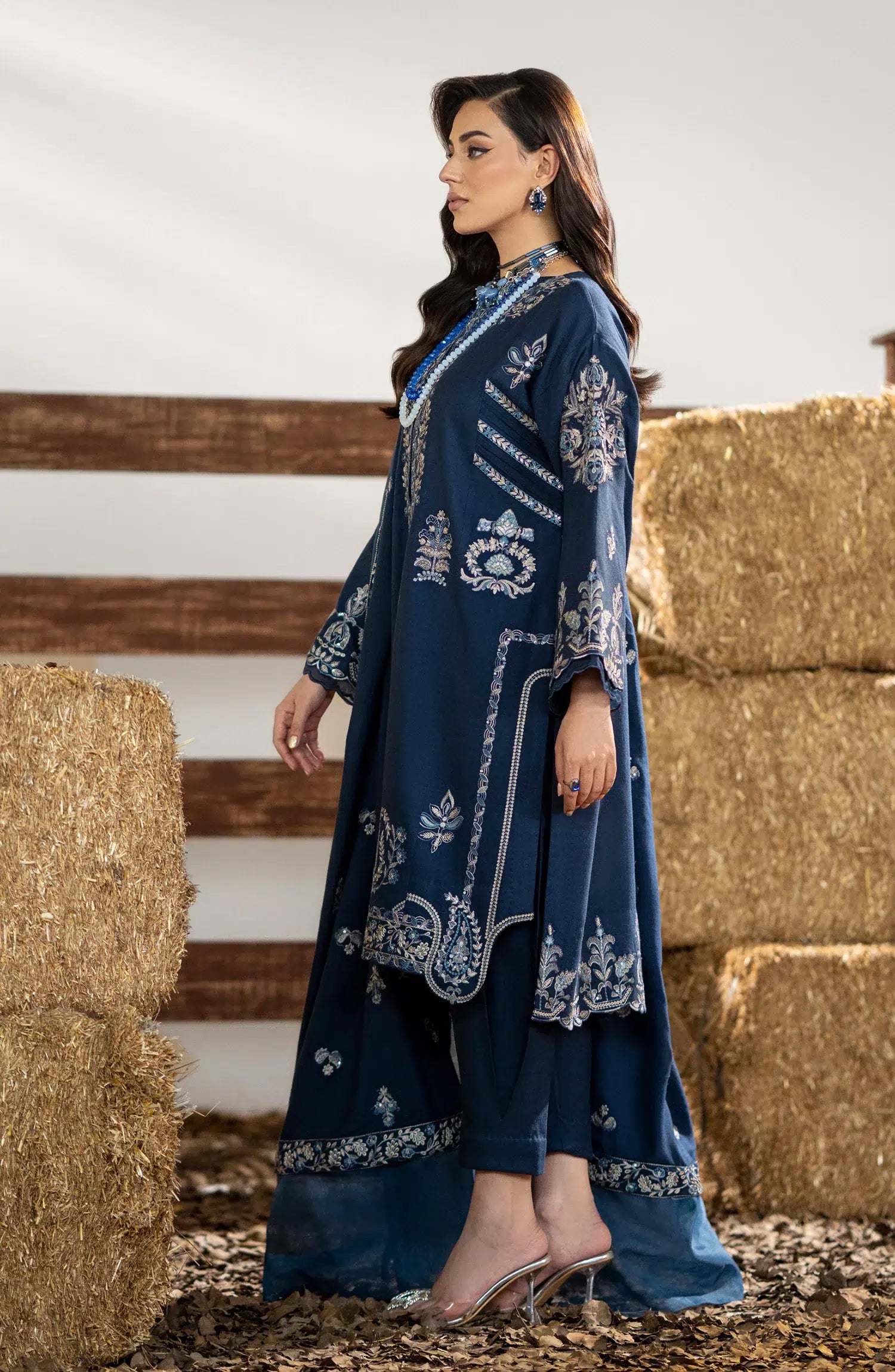 Maryum N Maria | Shehr Bano Winter 23 | BIRVA MW23551 - House Of Anaya