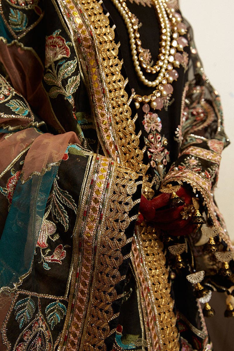 Mohsin Naveed Ranjha – MNR – BASGUL – ZWU23-22 – Soot - Riwayat-e-khas