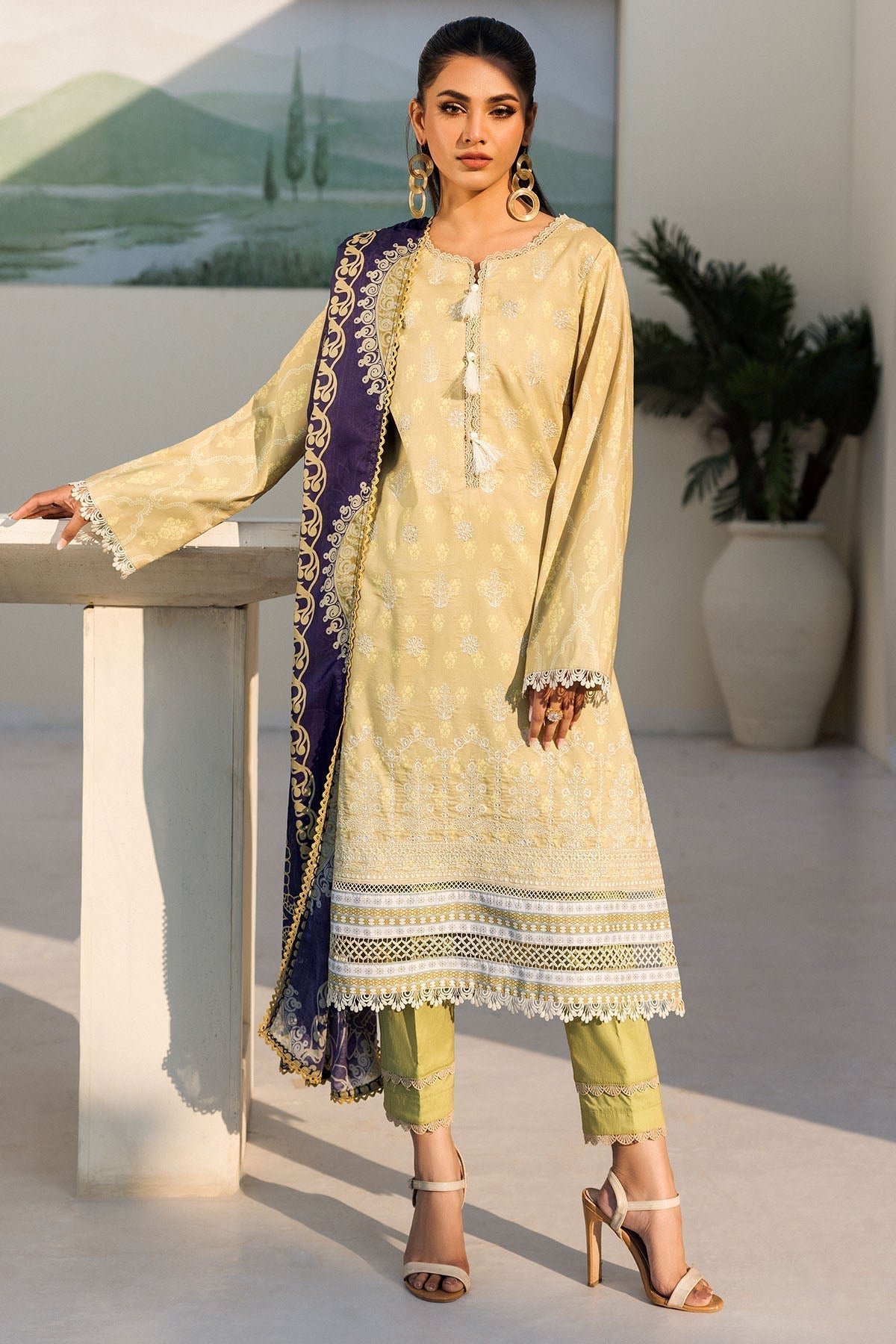 Motifz | Umang Luxury Lawn | A-05