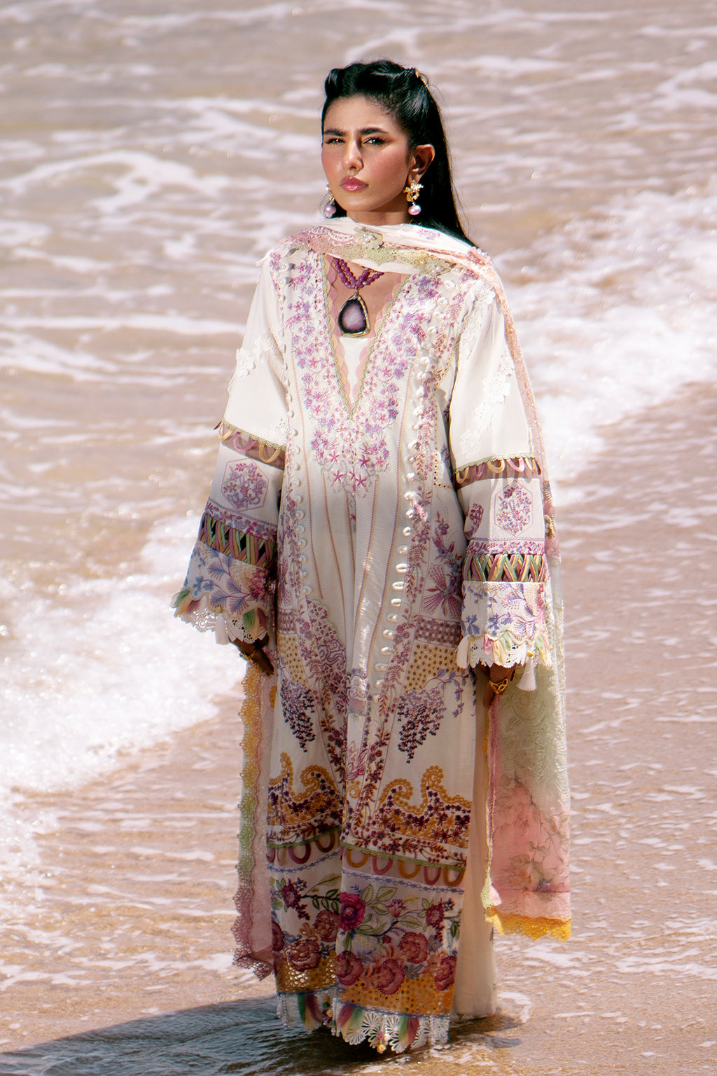 AJR Couture | Dastan Luxury Lawn 25 | Muse - House Of Anaya