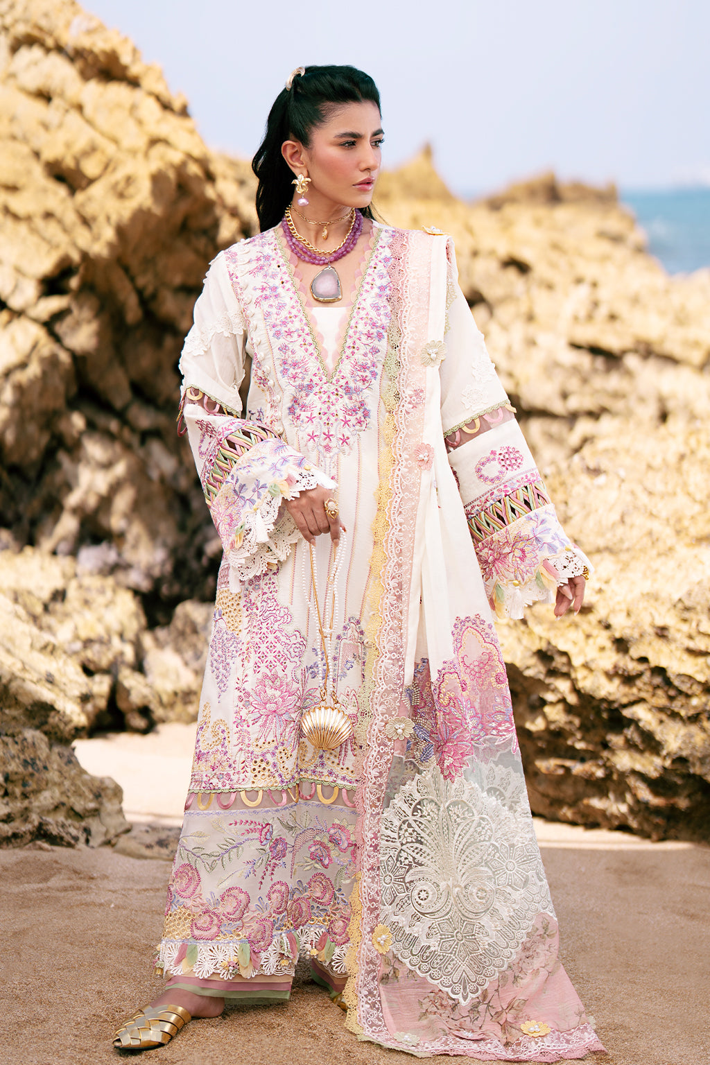 AJR Couture | Dastan Luxury Lawn 25 | Muse - House Of Anaya