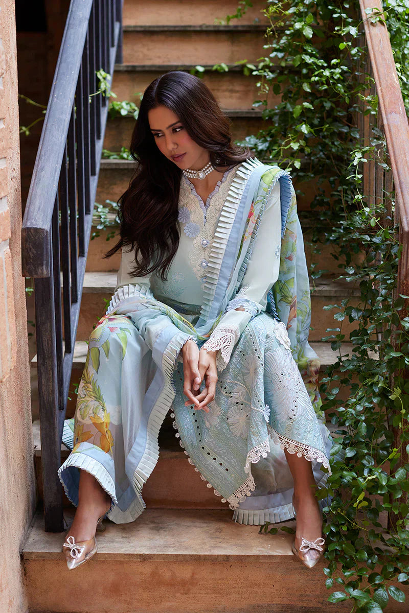 Mushq | Te Amo Luxury Lawn 24 | CAPRI CHARM - House Of Anaya