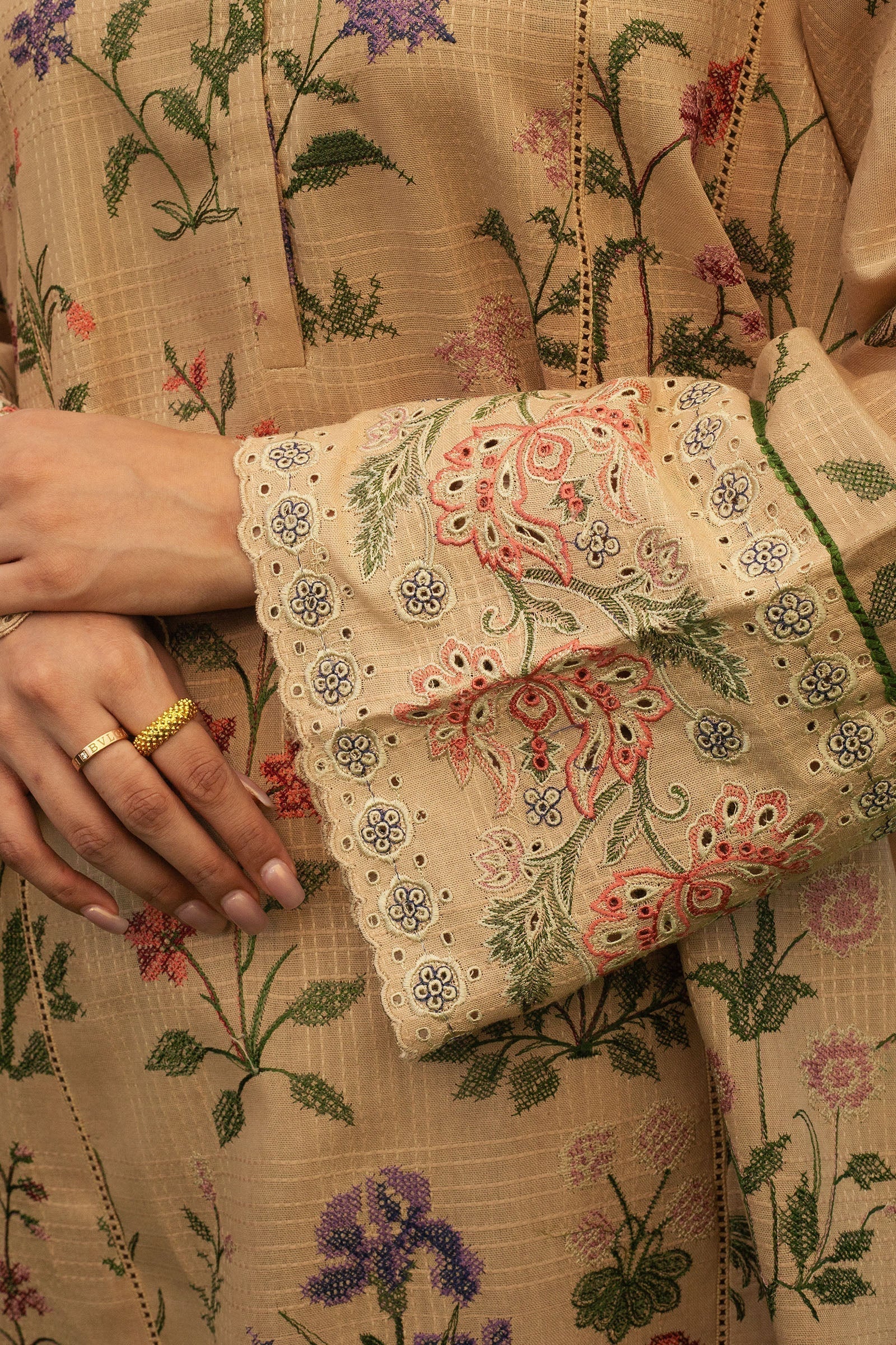 Zara Shahjahan | Winter 24 |  NEGAH-D3 - House Of Anaya