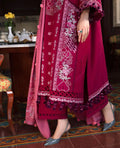Republic Womenswear | Noemei Luxury Shawl 23 | NWU23-D4-A - House Of Anaya