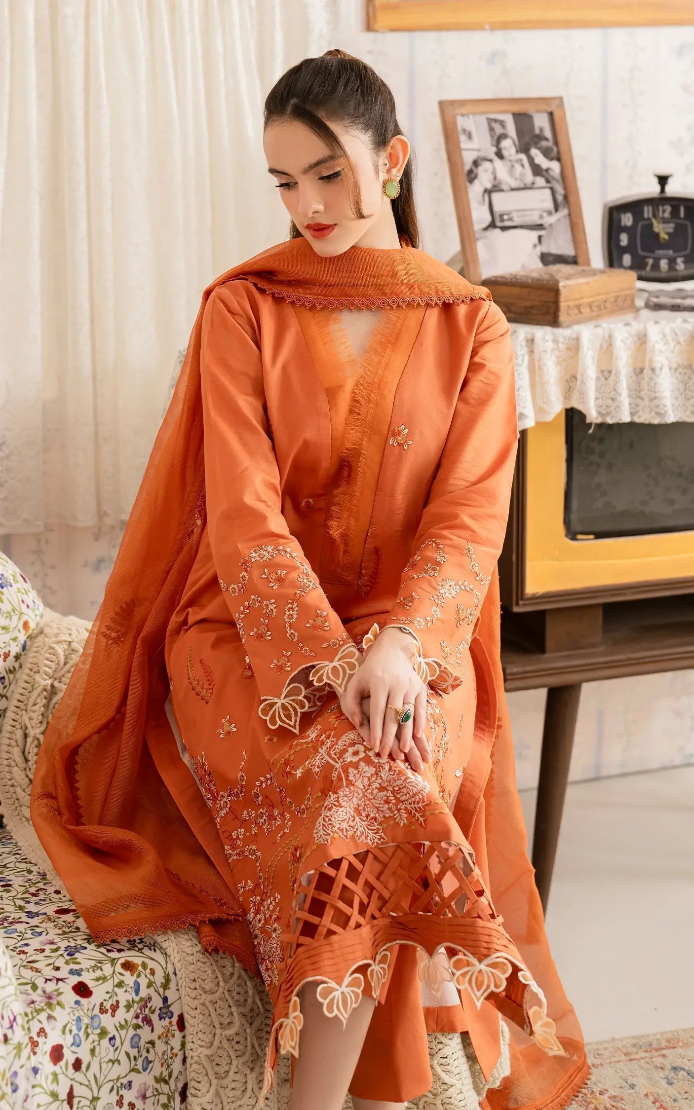 Asifa and Nabeel | Meraki Vintage 25 | Nargis (MVL25-19) - House Of Zarish