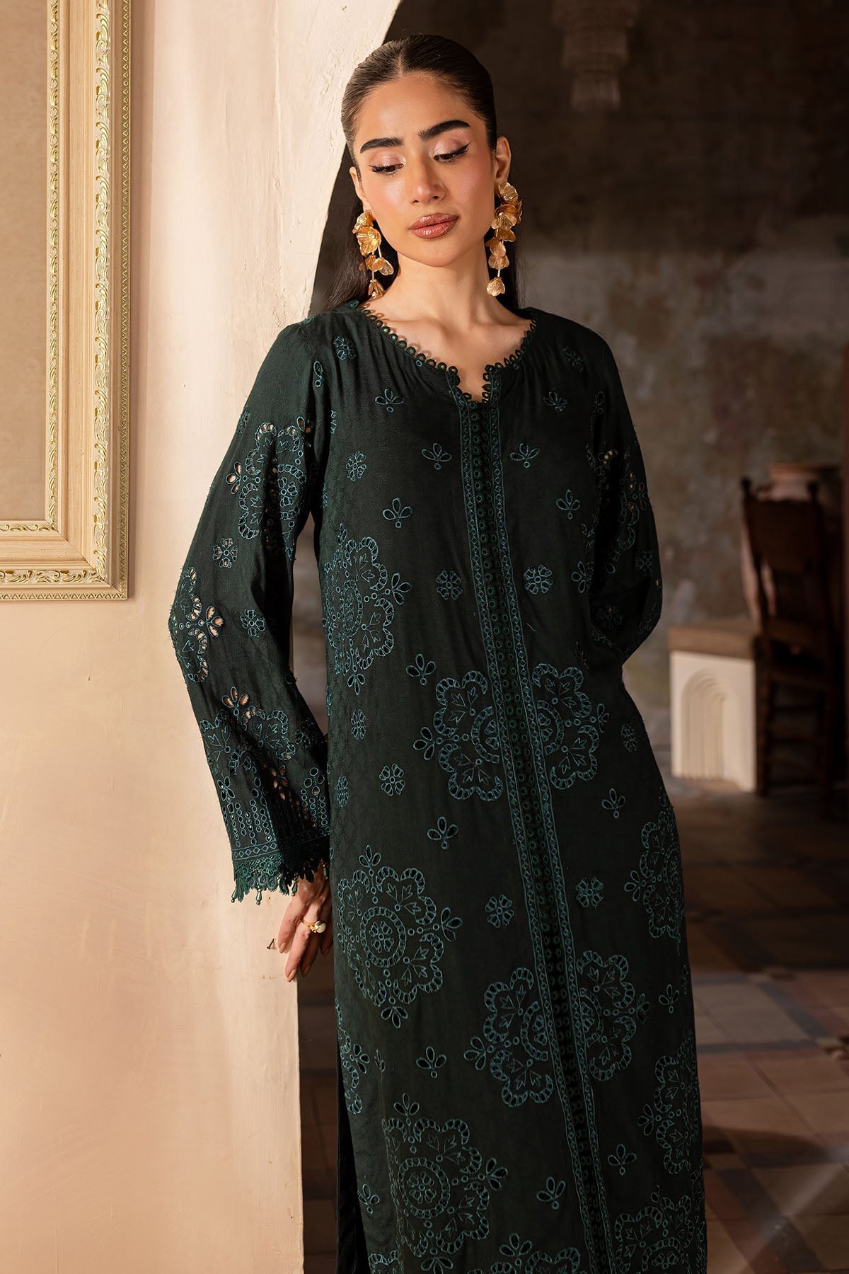 Nureh | Shades of Winter |  NP-584 - House Of Anaya