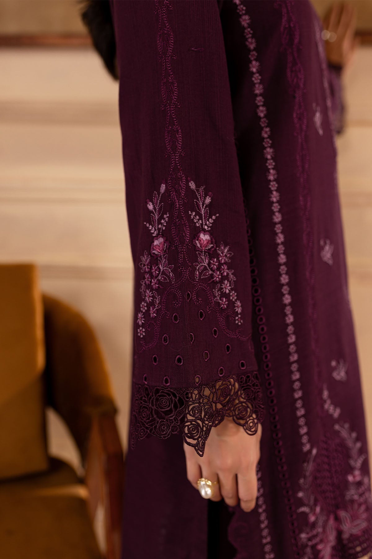 Nureh | Shades of Winter |  NP-581 - House Of Anaya