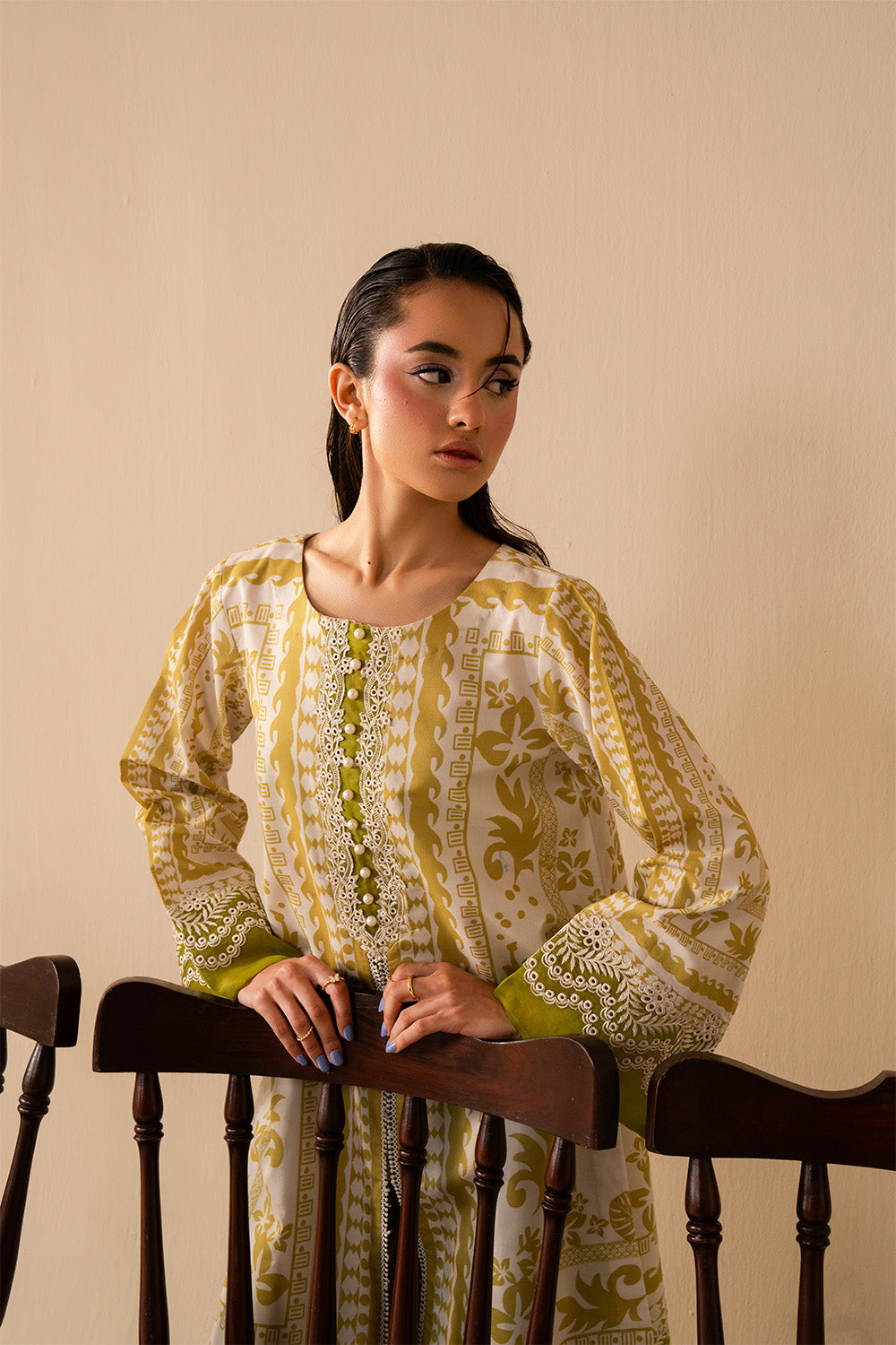 Maryum N Maria | Floren Lawn | ILLIANA