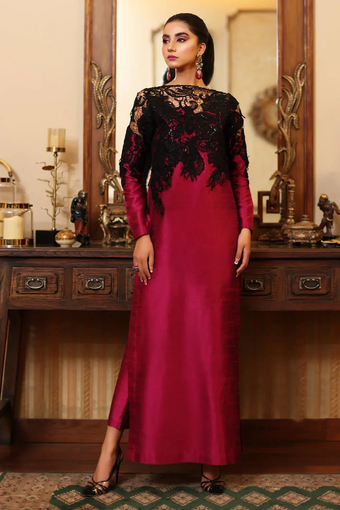 Musferah Saad | Enchante Formals | Royal Onyx